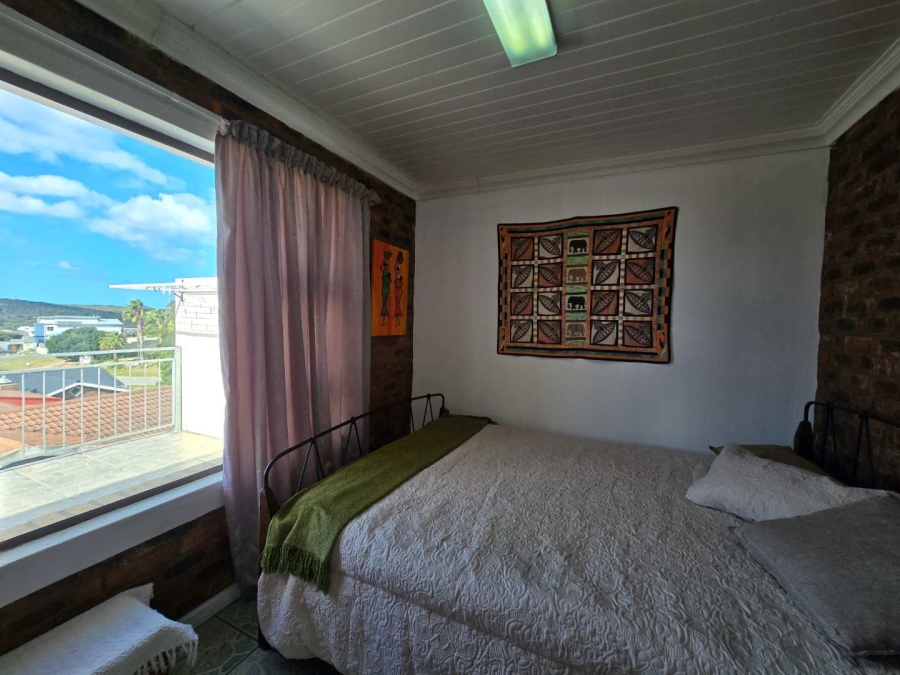 4 Bedroom Property for Sale in Stilbaai Wes Western Cape